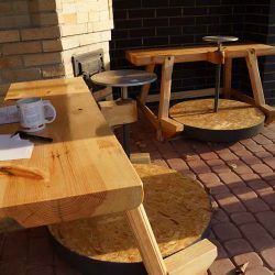 stół drewniany w sokolu